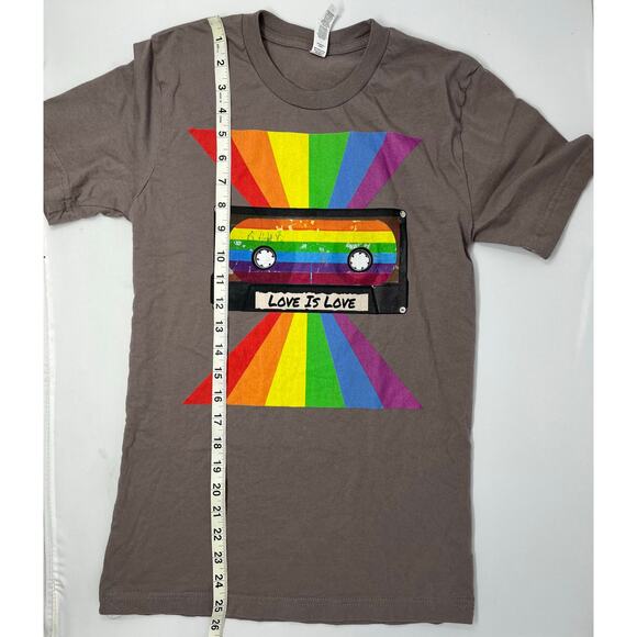 Canvas Love is Love Cassette Tape size XS Pre-Owned fair with hand writing - Picture 3 of 6